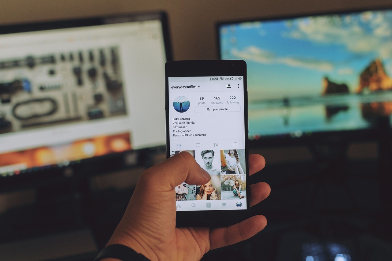 Mythen und Wahrheiten: Was Social Media wirklich mit Beziehungen macht